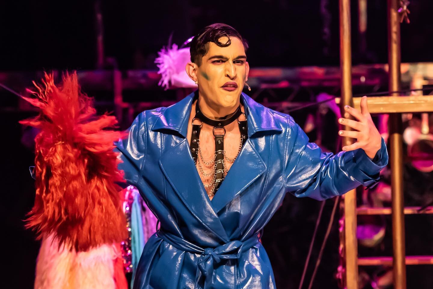 The moment when you realise it&rsquo;s your last show today&hellip;
.
Our offie-nominated TEMPEST closes @thepleasance today after a FAB run over the past month 🎸⚡️🎭
.
A big THANK YOU to all those who have come down to join our &ldquo;raucous&rdquo